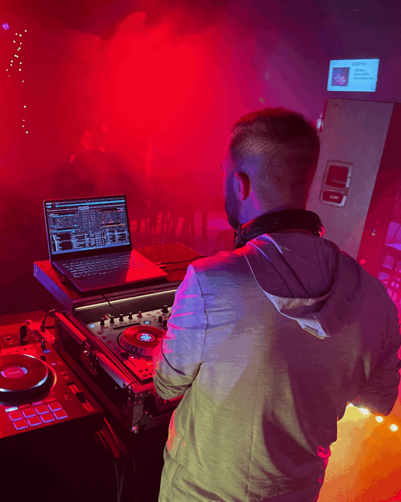 DJ Stripes at Open Deck Night at The Heart Events
